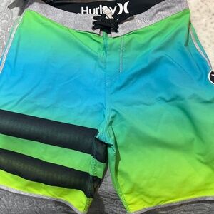 Hurley 33 board shorts